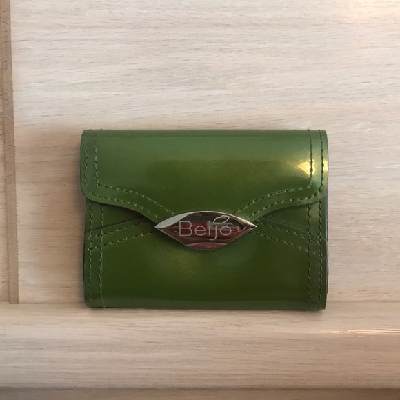 small green beijo wallet - Picture 1 of 2